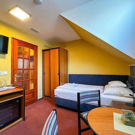 Hotel Kisviza Vendeghaz Baja Zewnętrze zdjęcie